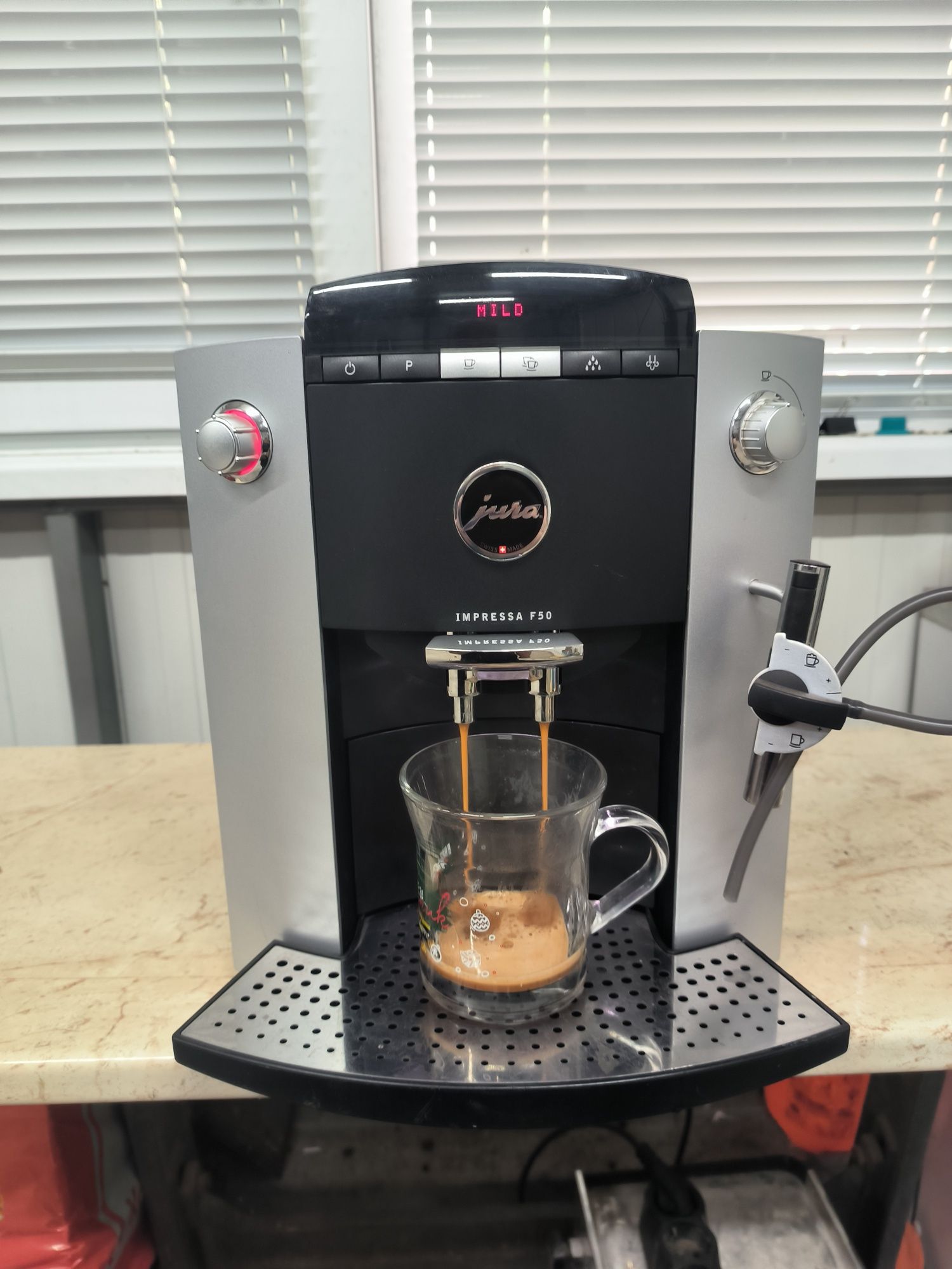 Jura impressa f 50