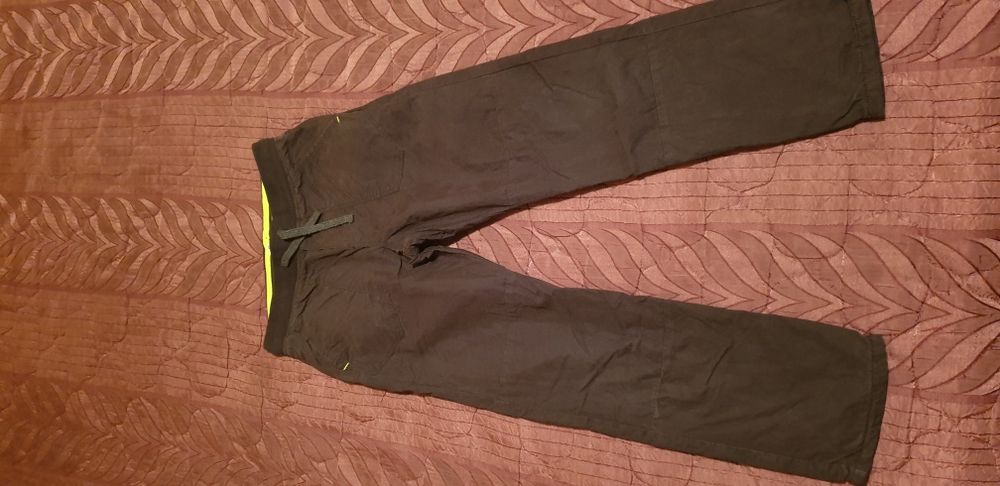 Детски панталон H&M за момче - размер 9-10 год.