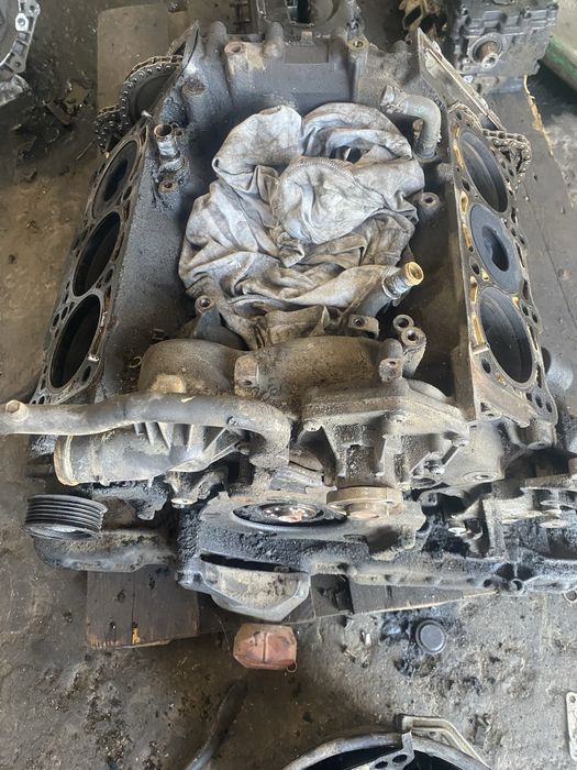 блок с бутала и колянов вал ауди 3.0тди bmk