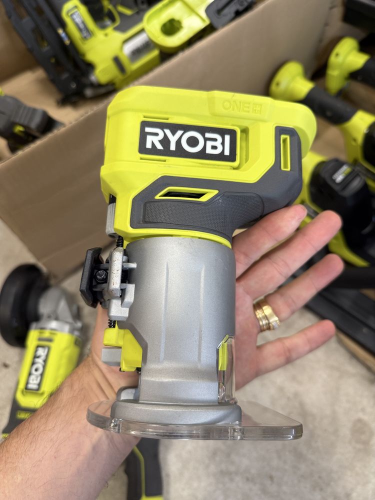 Ryobi-Mașină de frezat  ONE+™ de 18V