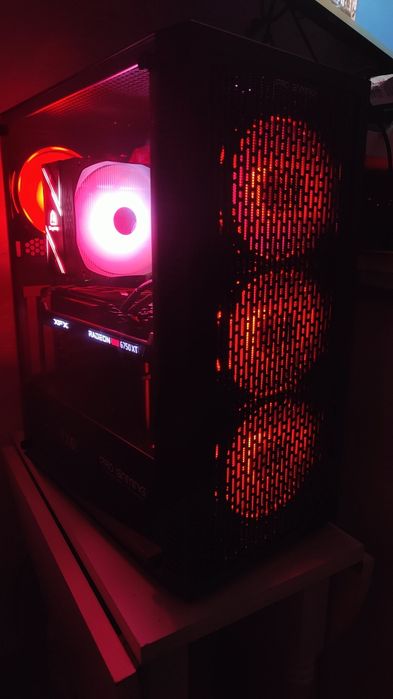 Unitate Pc Gaming intel i5 12600k, RX 6750XT 12GB, 32Gb Ram DDR5, Wifi