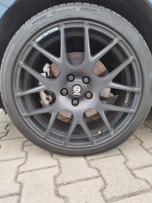 FORD FOCUS, ST пакет, TITANIUM, джанти SPARCO
2.0 бензин, 145 к.с, 5-с