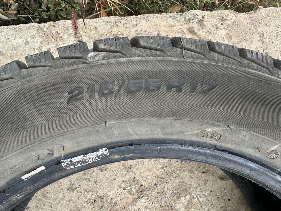 Шины зима 215/55/17