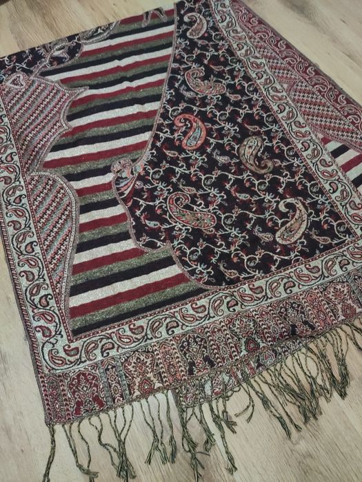 Eșarfă sal din mătase și casmir