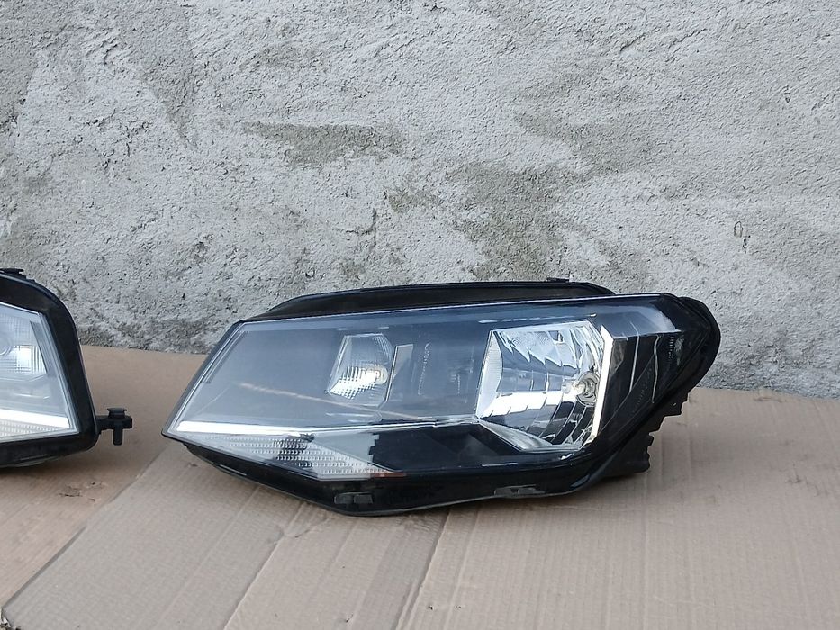 Far Faruri set Europa Vw Touran Caddy 2010 2011 2012 2013 Facelift