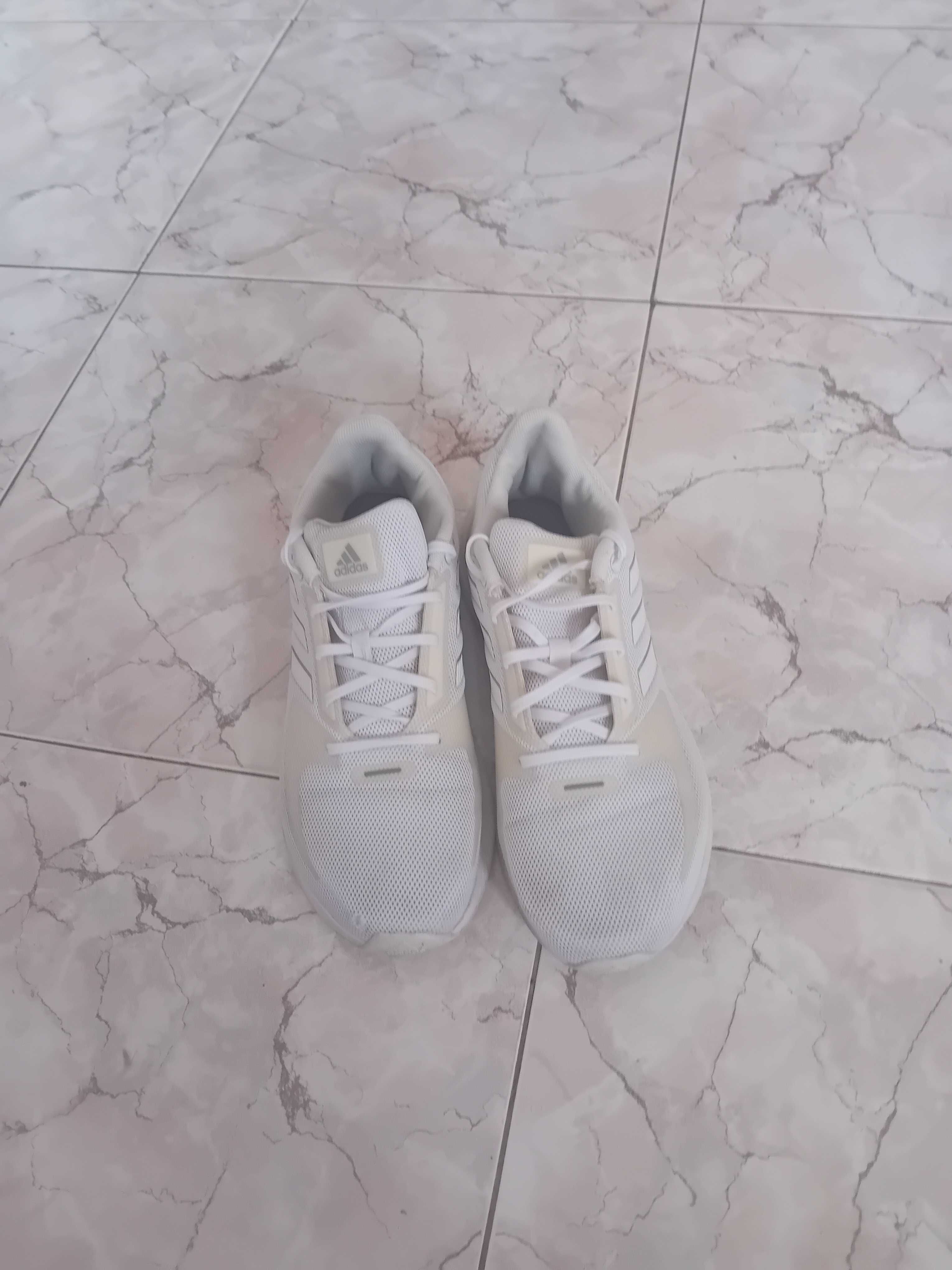 Маратонки Adidas 42.5 н