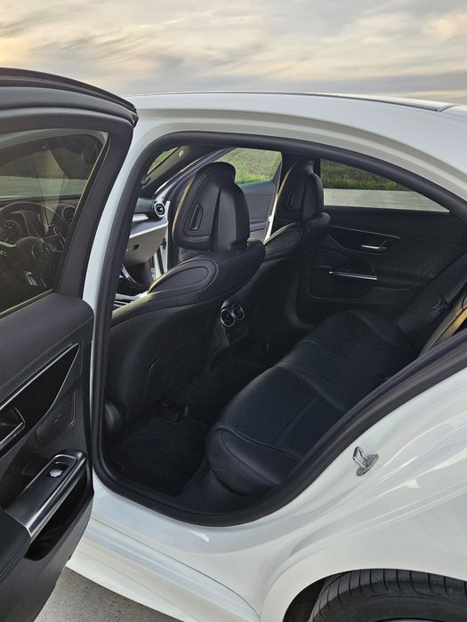 Vând  Mercedes C 300 - AMG - Mild hybrid