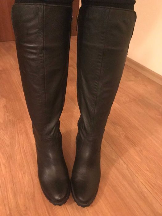 Зимни обувки естестена кожа бианки като нови, всички по 20лв