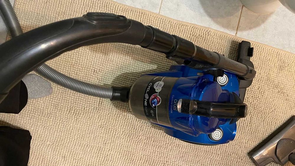 Пылесос на запчасти / для ремонта