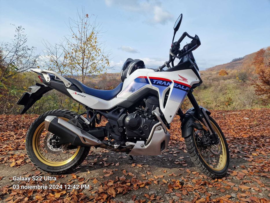 motocicleta honda transalp 750,an 2023