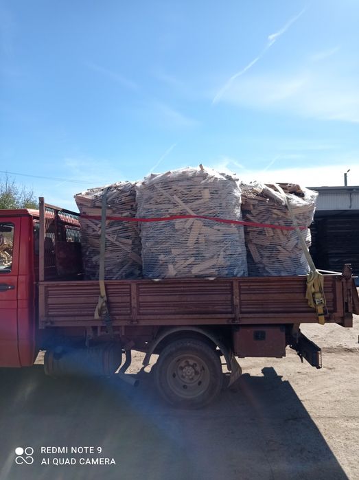 Lemne de foc din esența tare stejar oferta 500  lei paletul