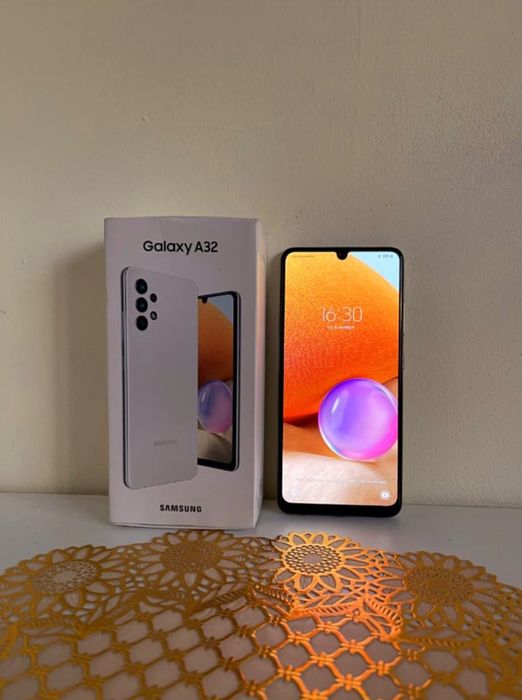 Самсунг А32 сатылады,  қасына подарок- смарт часы