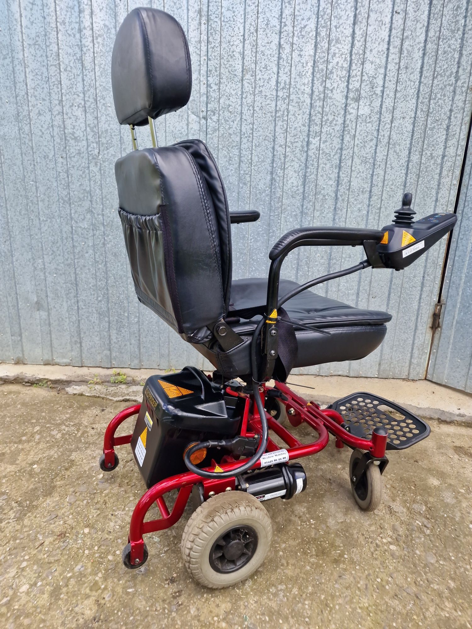 Carut electric Shoprider persoane handicap dizabilitati