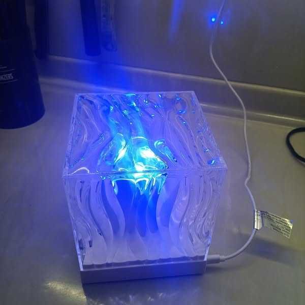 НОВ! LED проектор, 18 режима на осветление, 15 звукови ефекта