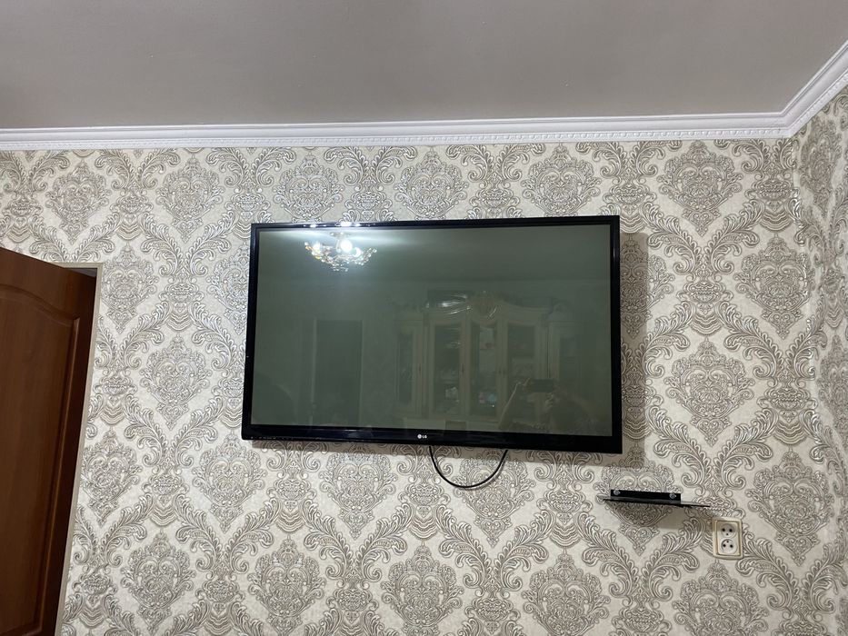LG телевизор хорошем состояний