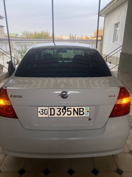 Холати Зур срочно сотилади