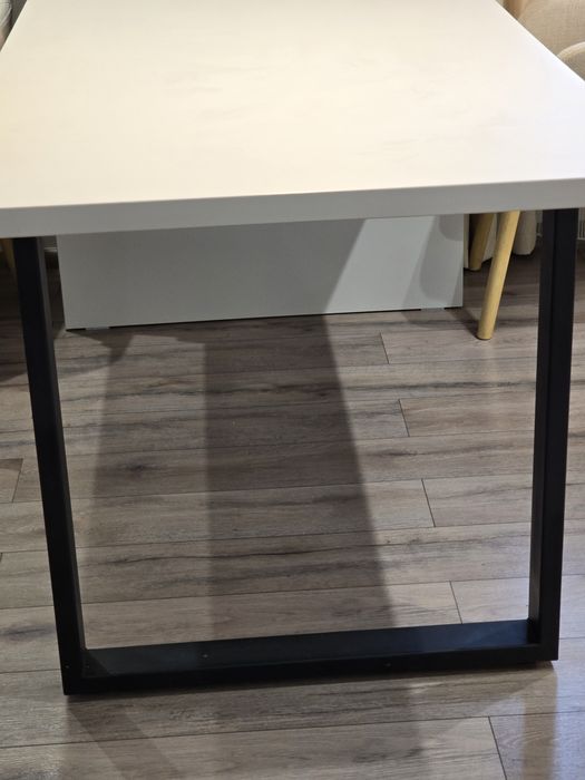 Маса за трапезария