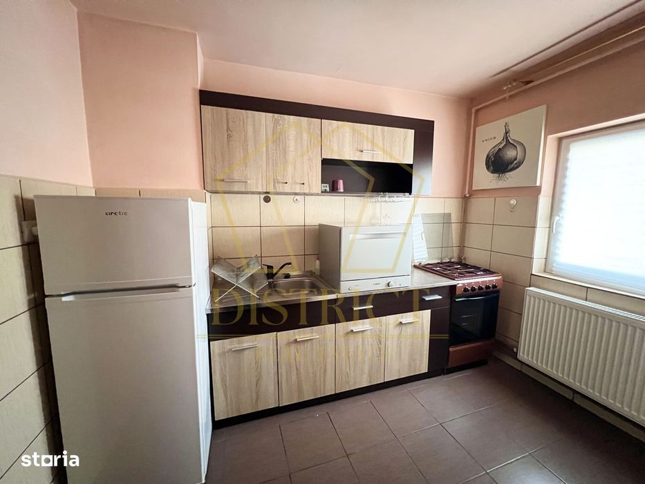 Apartament spatios cu 2 camere | Calea Sagului