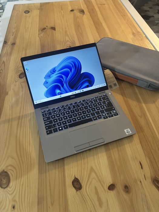 Dell Latitude 3510• i5-10th gen• (Genarația 10) 16gb ram• 255gb•Geanta