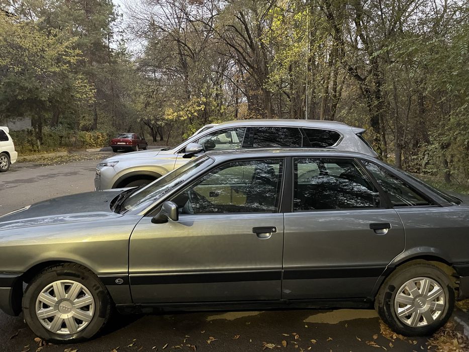 Ауди 80 Б3 В хорошем состояние без вложений