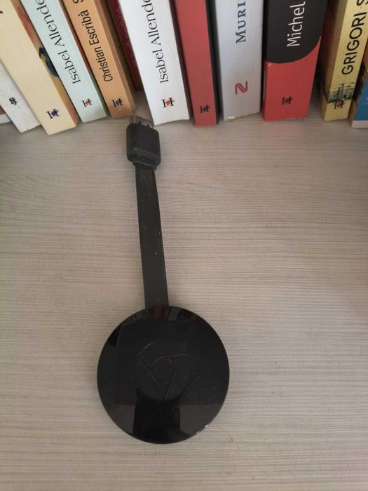 Chromecast TV dongle,transforma TV in smart