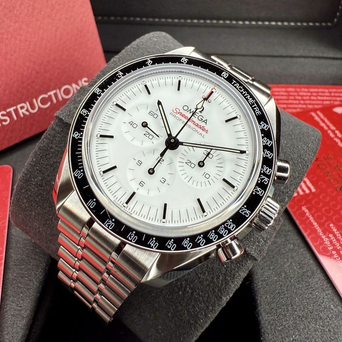 Ceas Omega Speedmaster Sapphire 2025 | 8000 Euro | 310.30.42.50.04.001