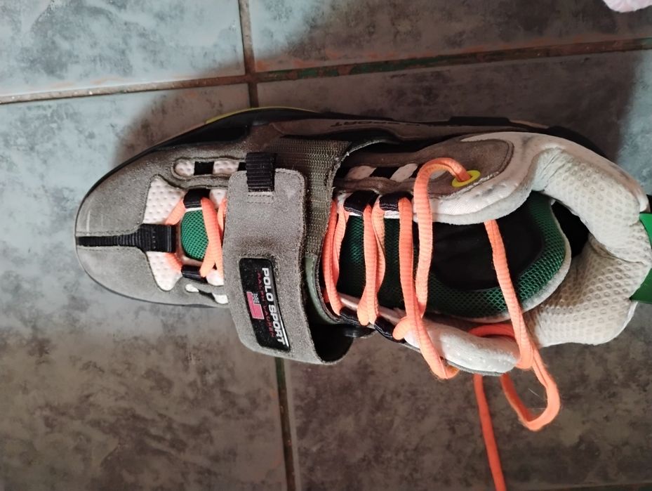 Vând ghete polo sport 600 lei