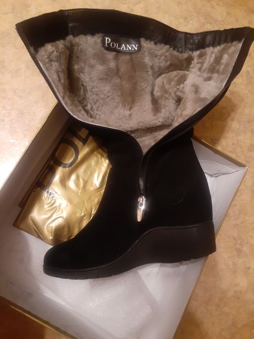 Зимние замшевые сапоги