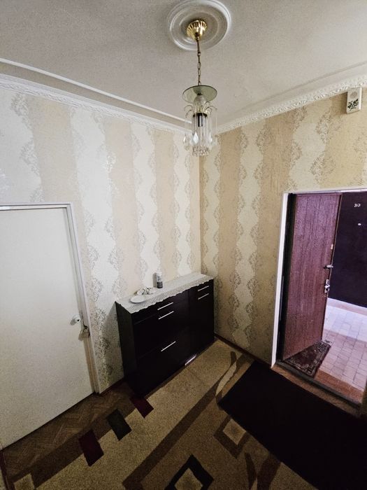 Квартира 8квартал Юнусабад 2/2/4