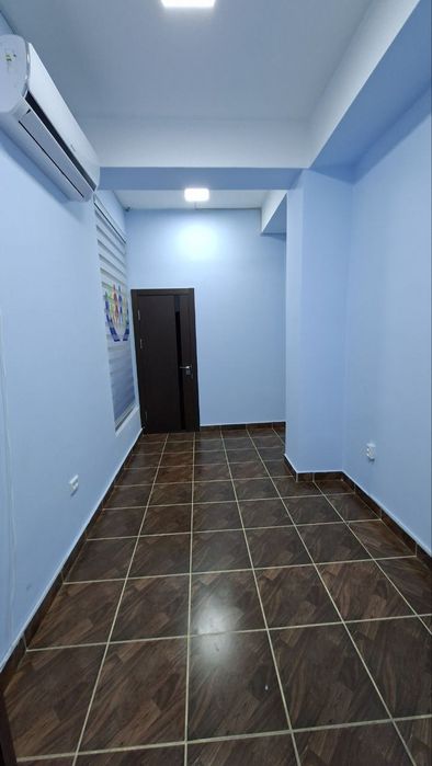 Фархадский перекресток 40м² 2этаж 3кабинета в доль дороги Юр адреса