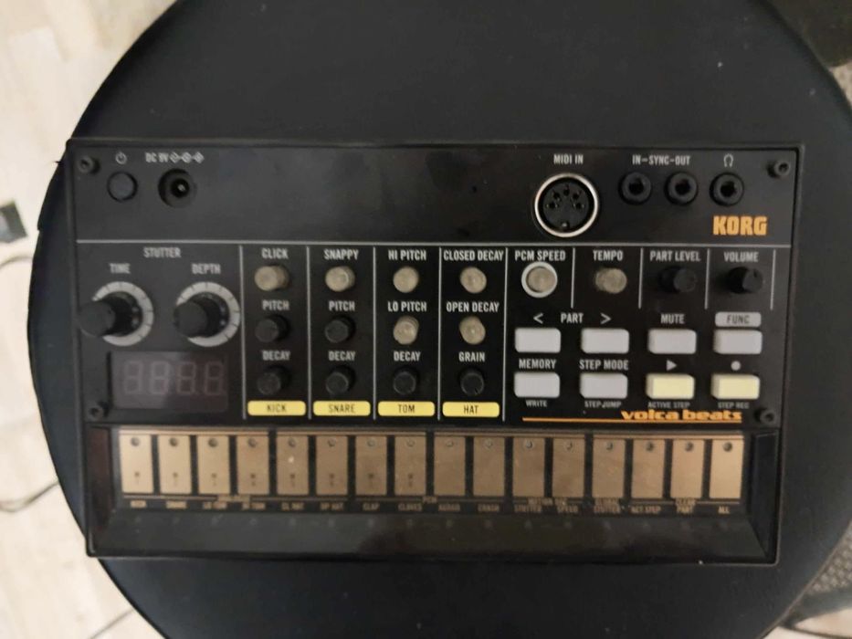 Дръм машина Korg Volca Beats