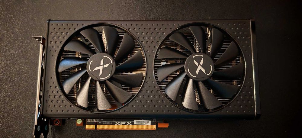 Продавам Перфектна Видео Карта XFX Speedster SWFT 210 RX 6650XT 8GB