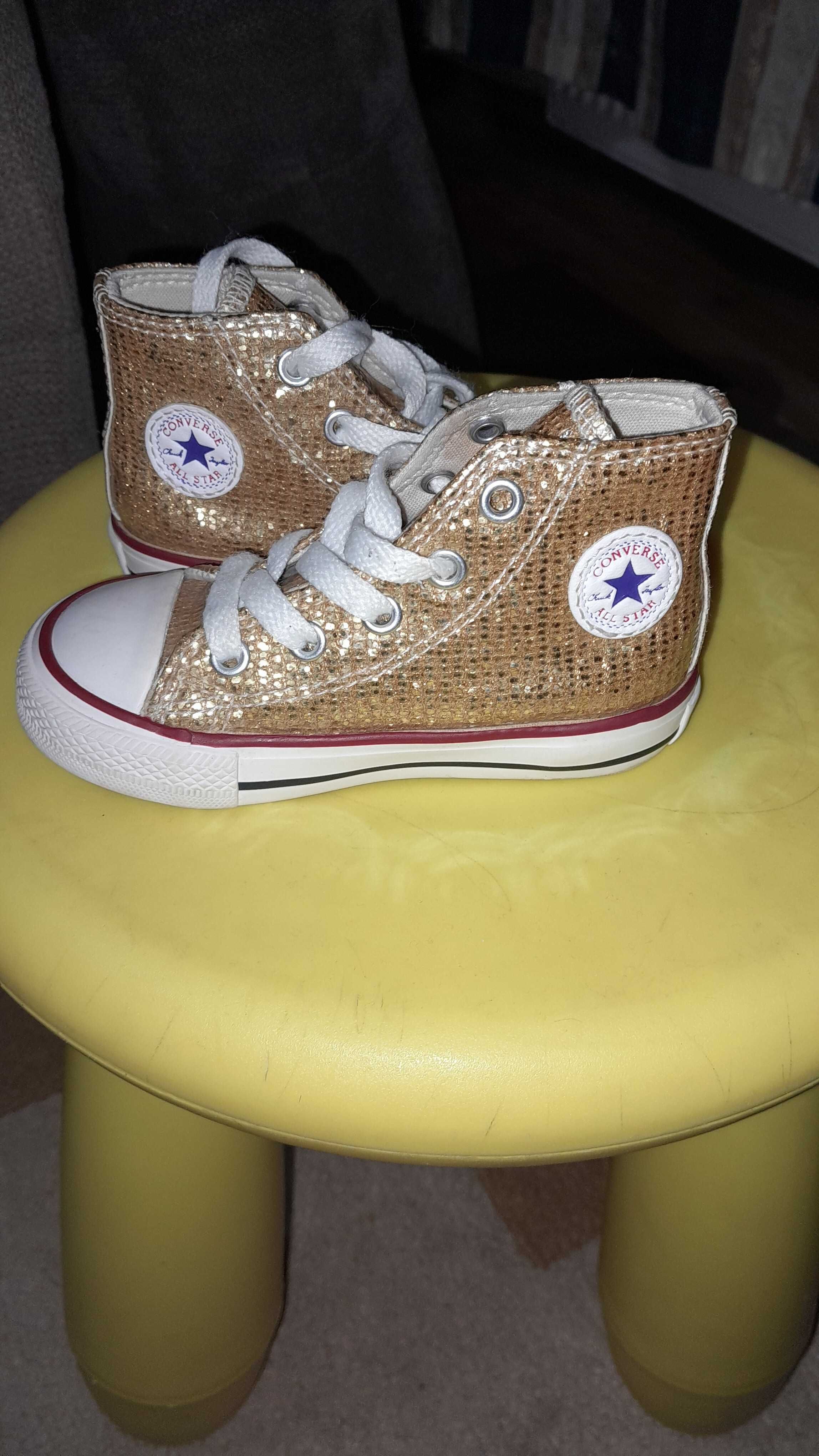 Tenesi de copii Converse