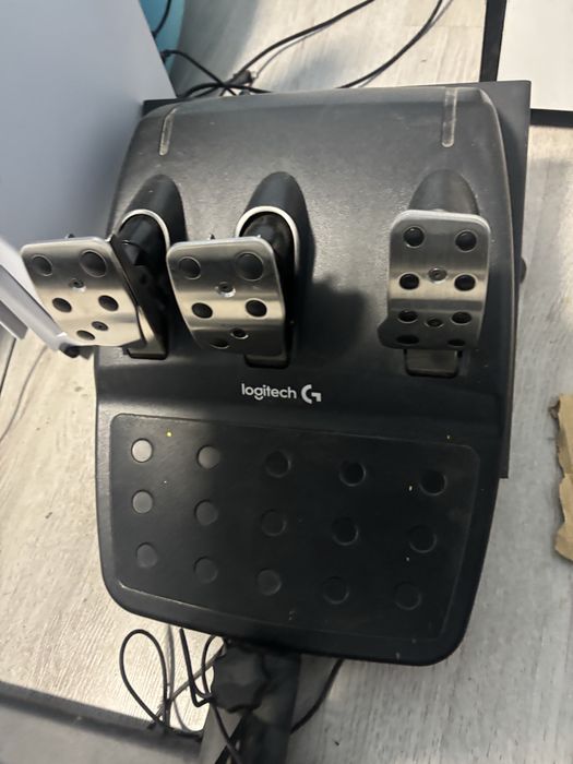 Psi5 волан педали и джойстици педали скоростен лост и две игри