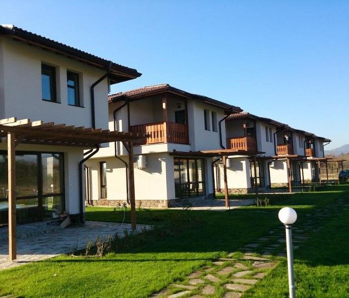 Продава се Парцел в Павел баня - 1100 кв.м за 27 €/кв.м - Снимка #2