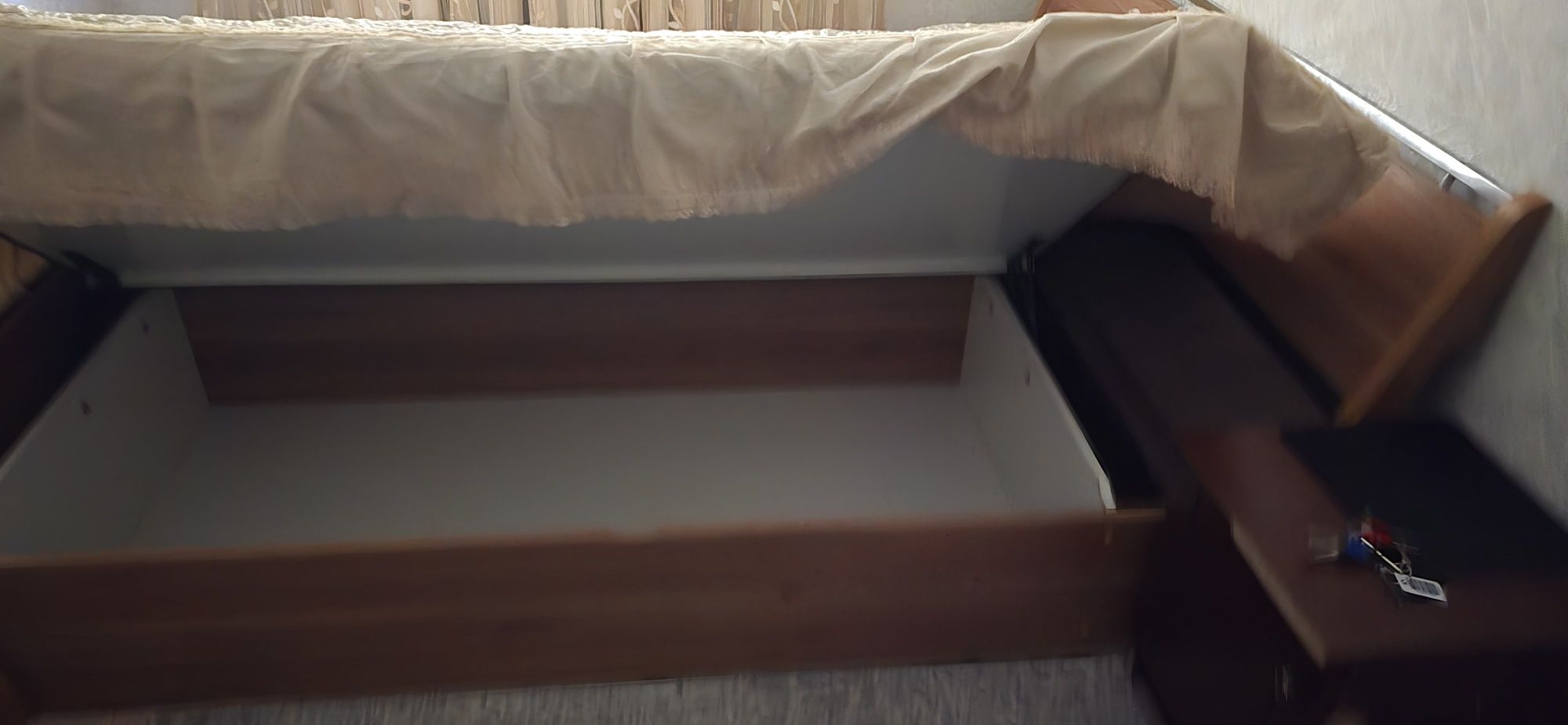 Prodam spalniy mebel