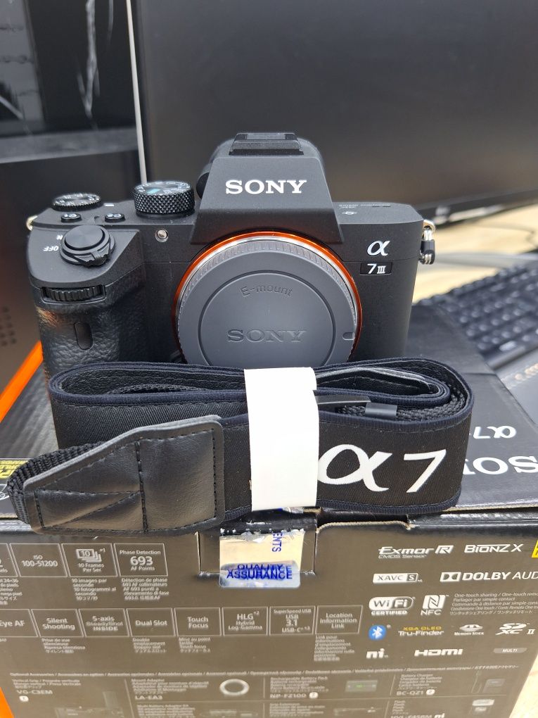 Sony Alpha 7 III + Fleshka 128 gb