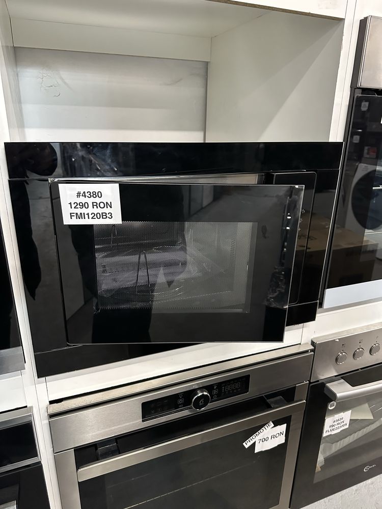 Cuptor cu microunde si grill incorporabil SMEG FMI120B3