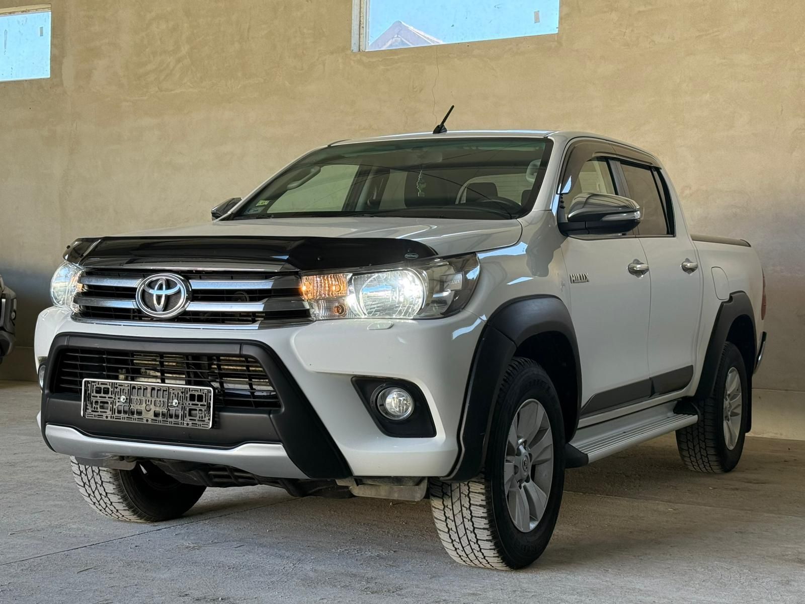 Toyota Hilux 2017 [L200, Navara, Ranger,Dmax]