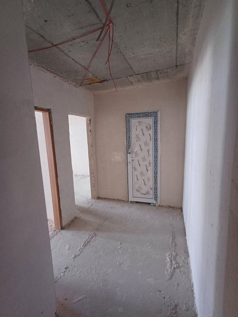 Продава се Двустаен апартамент в Бургас, Лазур - 74 кв.м за 1555 €/кв.м - Снимка #8