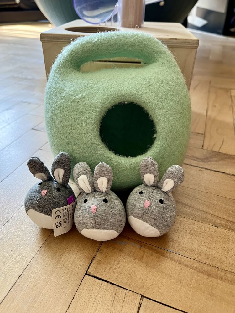 Lovevery The Babbler Play Kit