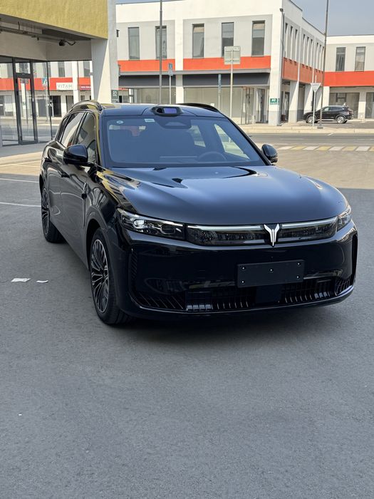 Voyah free plus Hybrid Full 2025-yil 2026Model Eng fulli AWD
