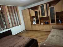Inchiriez apartament
