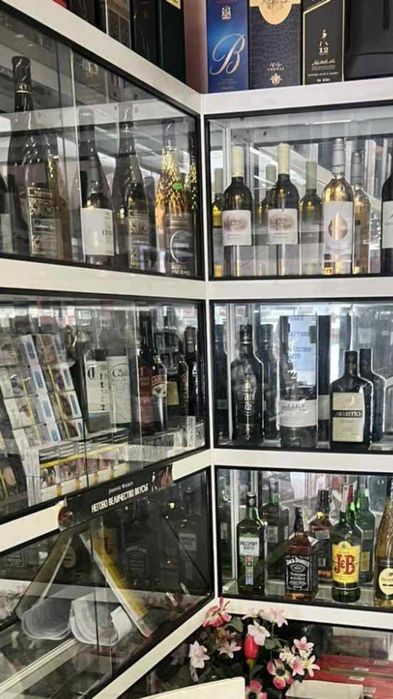 Витрини за магазин