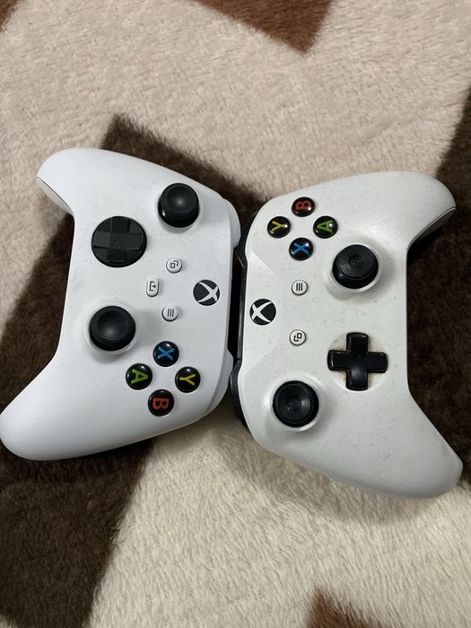 Vand xobx one s cu doua manete si 6 jocuri