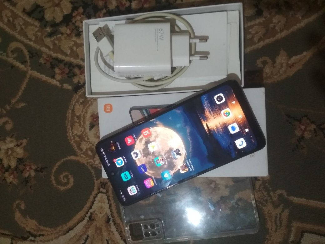 Redmi not 12 pro 8+8/256 ful karobka 1200 min kami bor srochna
