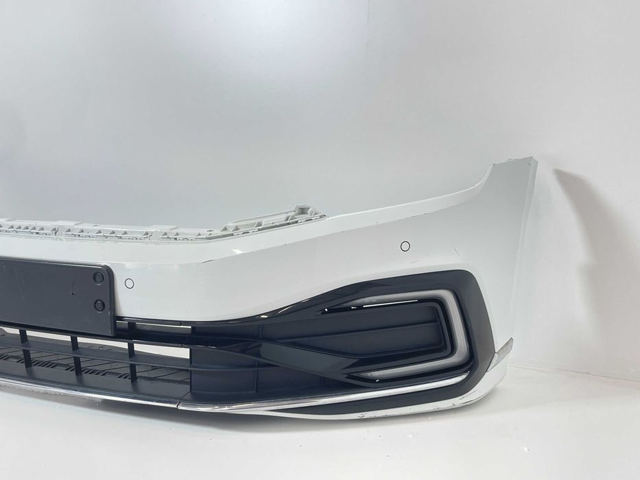 VW Passat B8 facelift електрик предна броня