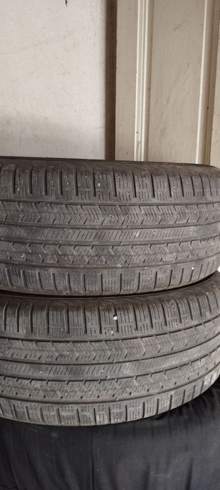 Зимни гуми 235/60R16