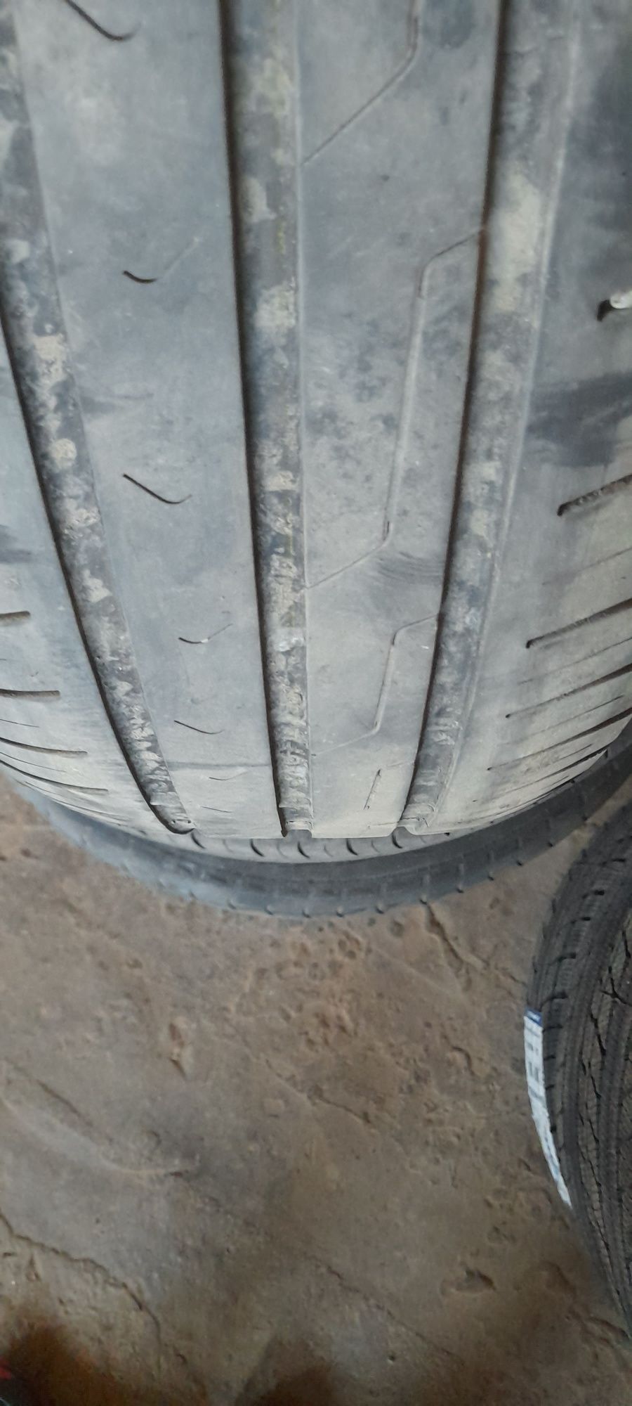 Продам шины 205/70/15