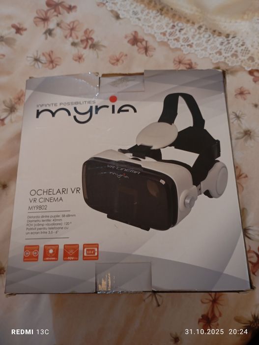 Vand ochelari VR cinema